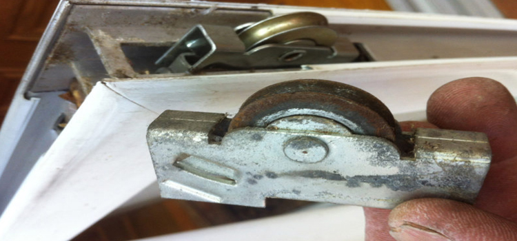 screen door roller repair in Riverview